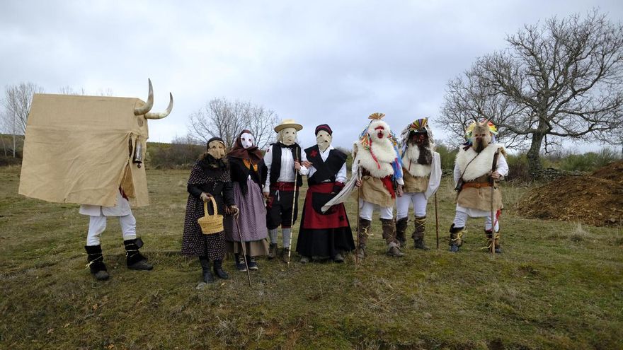 Los guardianes de las mascaradas de invierno: Cabrera recupera sus carnavales tradicionales