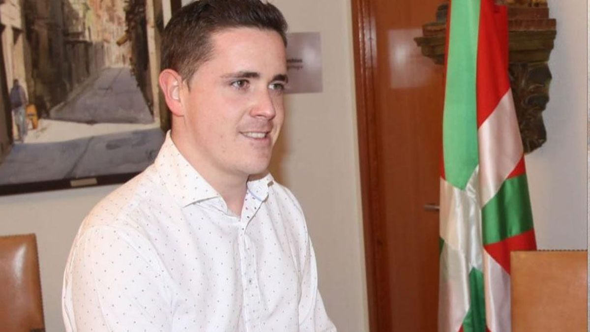 El alcalde de Laguardia asegura ser él el "acosado" tras el fallo del Superior vasco que indemniza al exsecretario municipal