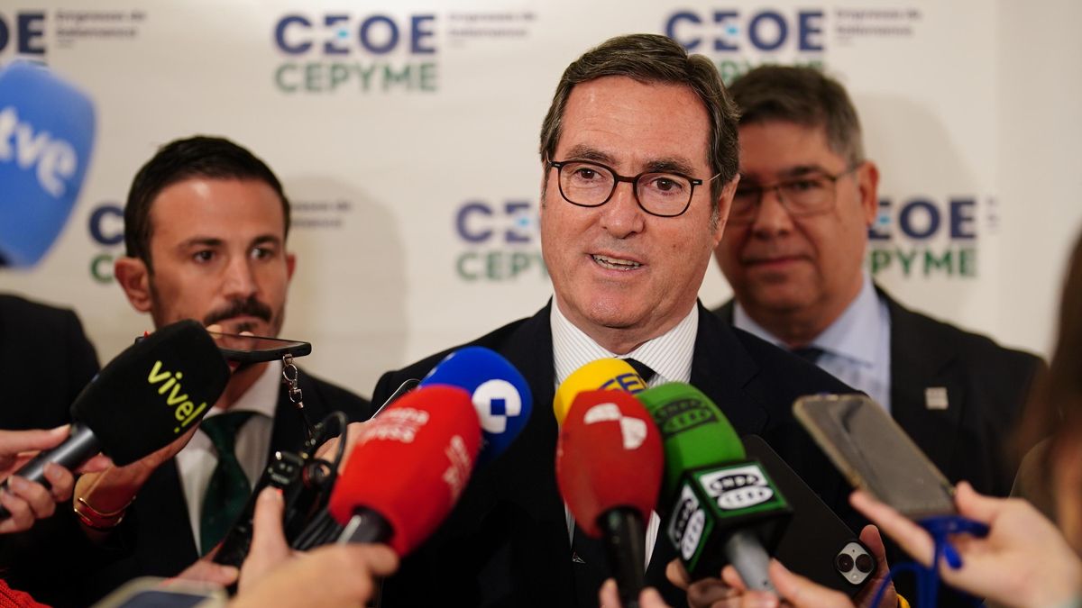 Garamendi confirma que se presenta a un tercer mandato en la CEOE y denuncia "campañas sucias" en su contra
