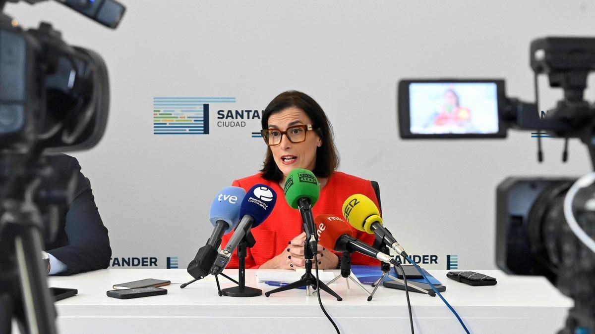 Gema Igual responde a los vecinos que denuncian el deterioro de la ciudad: "Santander está viva"