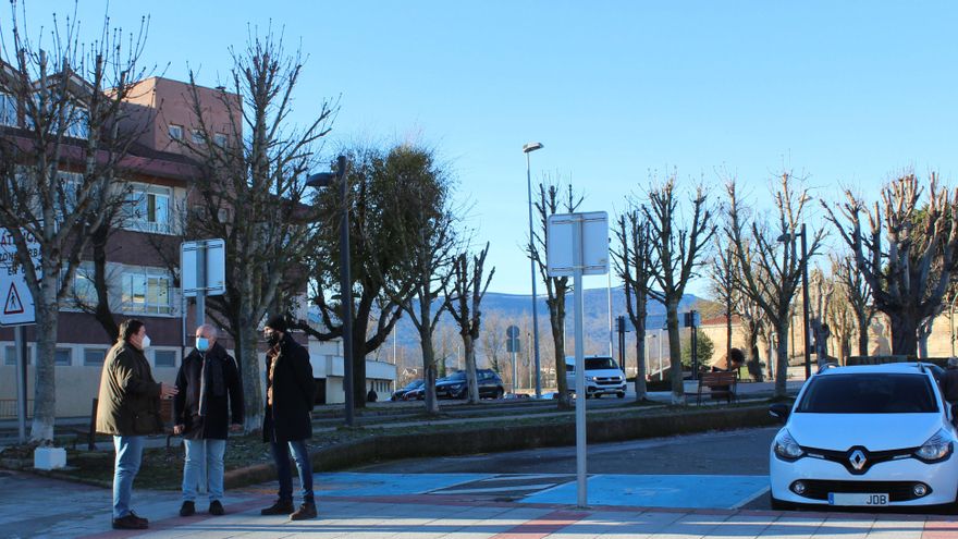 Colsa durante su visita a Reinosa.