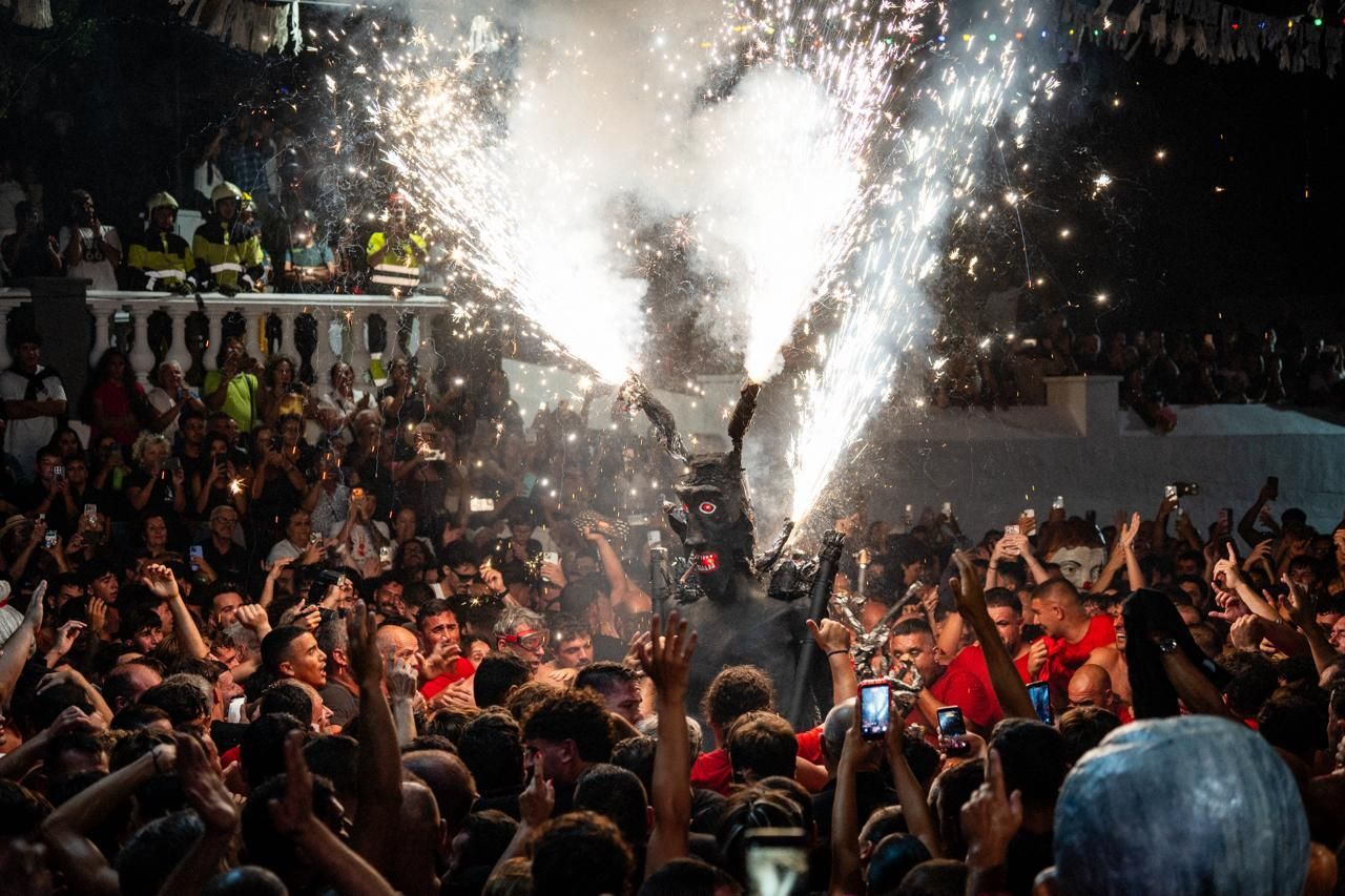La Danza del Diablo reúne a más de 4.000 personas en Tijarafe.