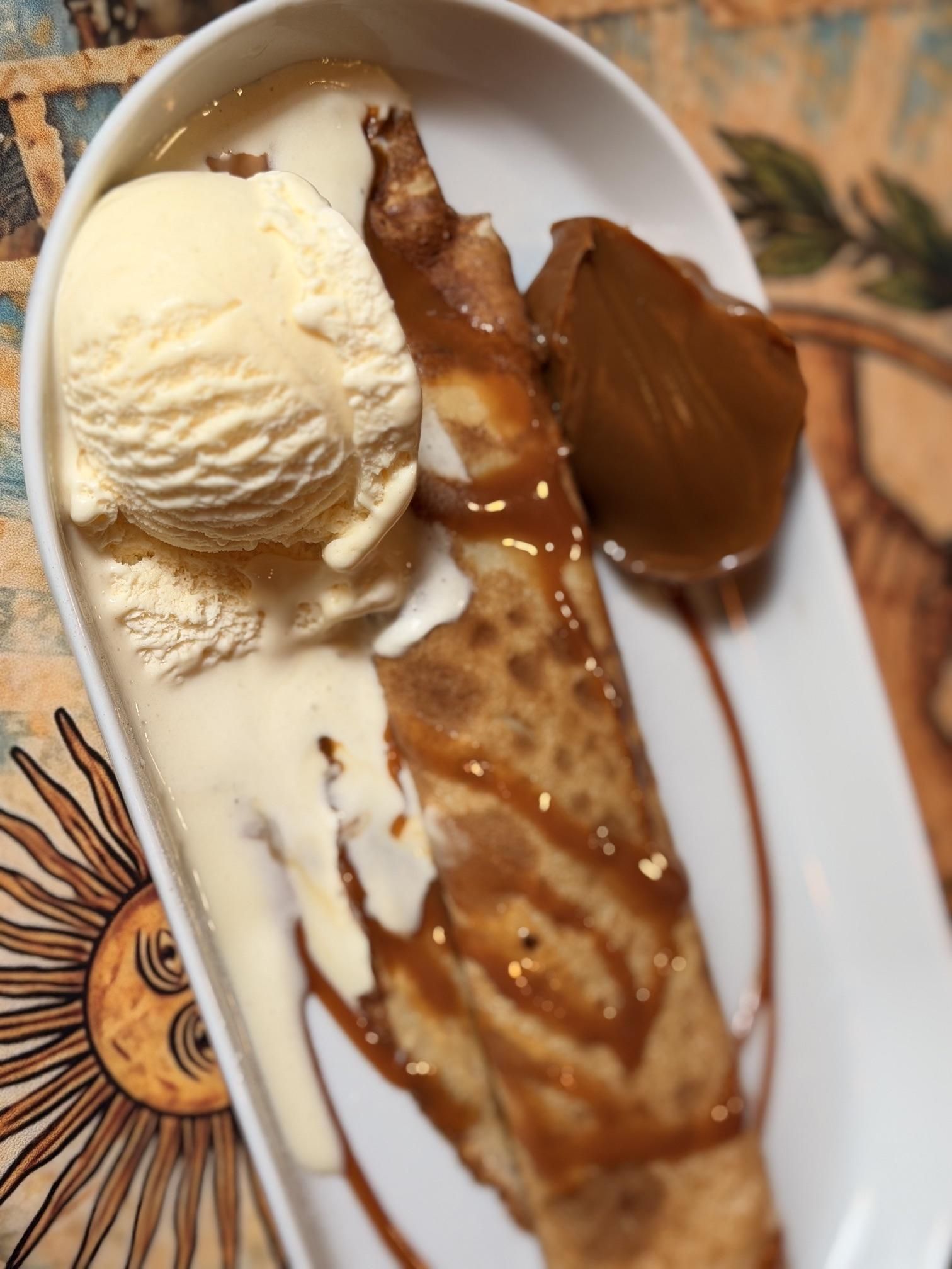 Pancake con dulce de leche.