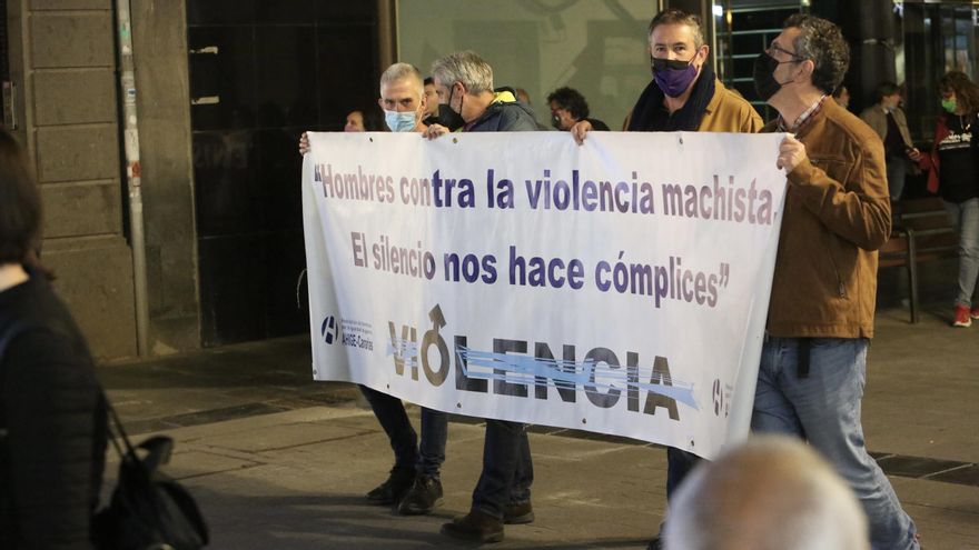 Cartel de Hombres por la Igualdad de Género este 8M en Gran Canaria. (ALEJANDRO RAMOS)