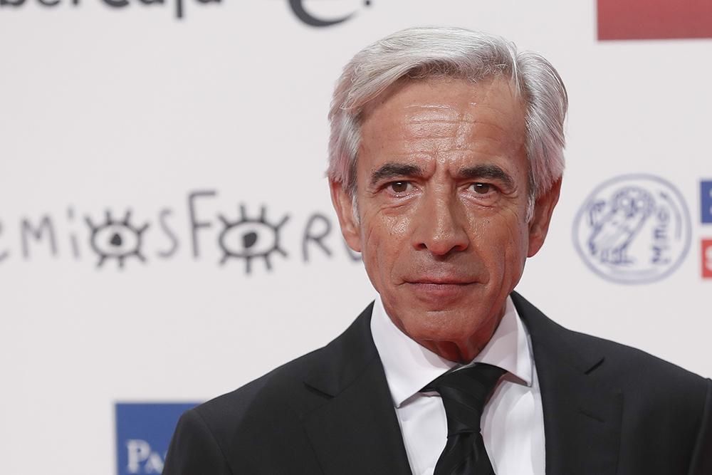 Desfile de rostros televisivos en la alfombra roja de los Forqué