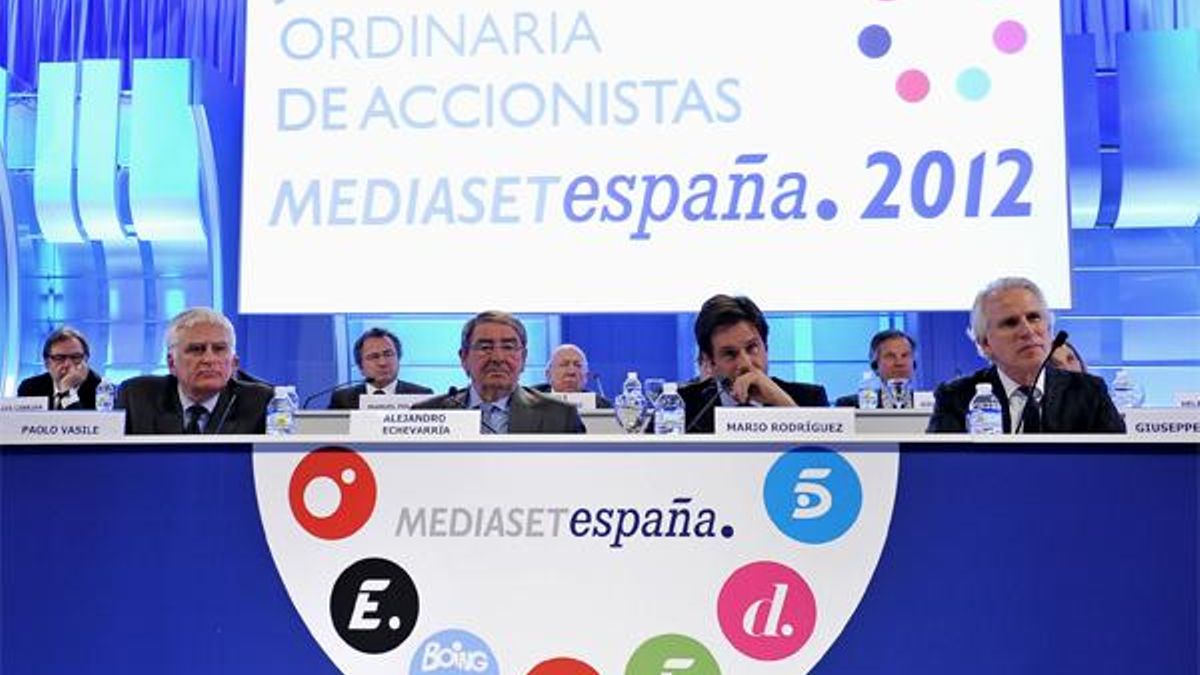 La CNC podría imponer una multa millonaria a Mediaset por la fusión Cuatro-Telecinco