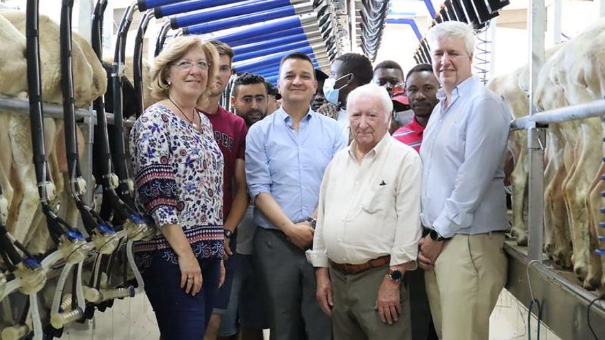 Foto de los asistentes a la inauguración de los cursos