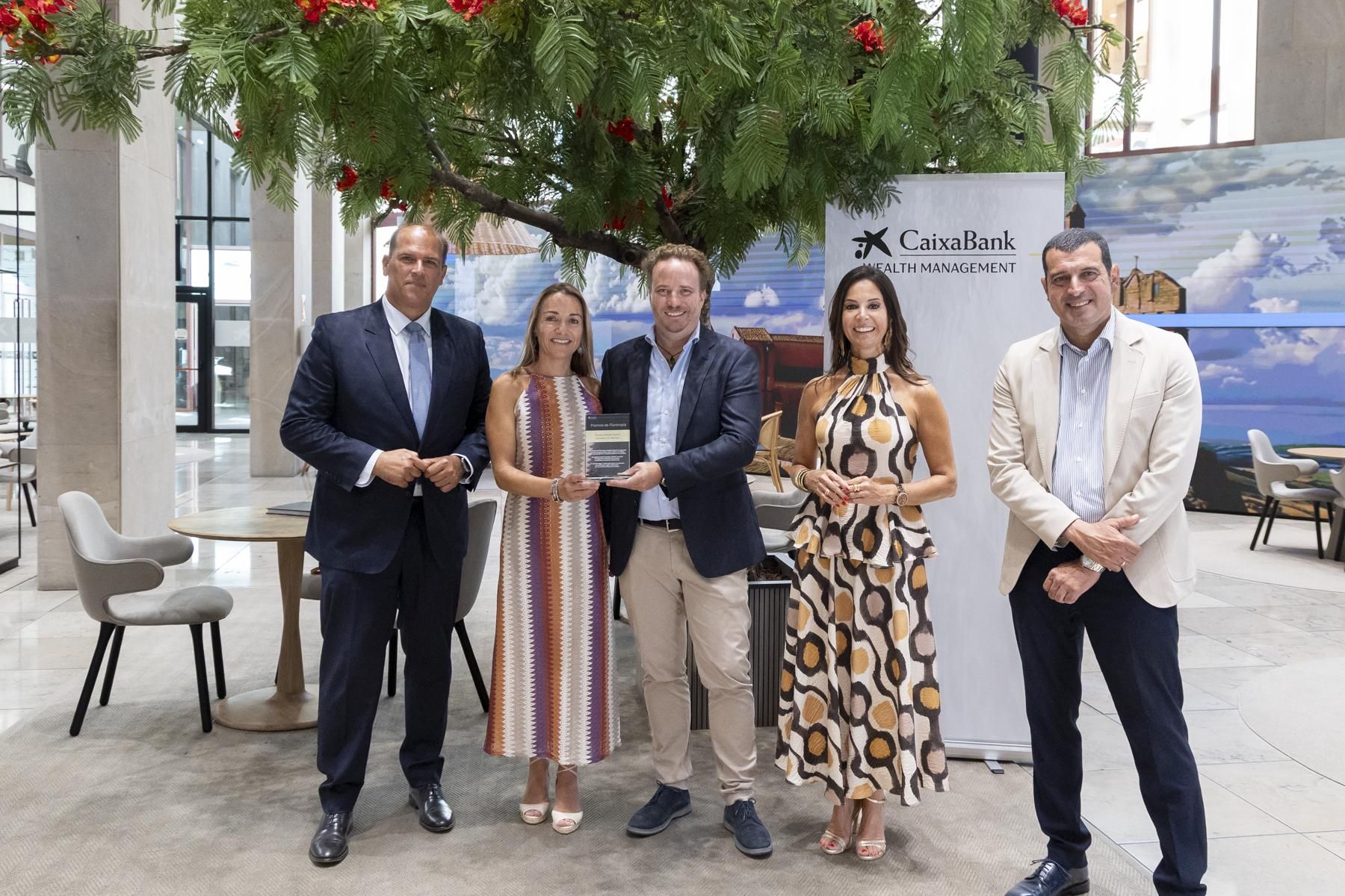 Entrega de los , Premio de Filantropía de CaixaBank Wealth Management en Canarias.