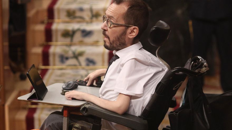 El portavoz de Unidas Podemos en el Congreso, Pablo Echenique, interviene en el Congreso de los Diputados durante la segunda jornada del debate de los Presupuestos Generales para 2021, en Madrid (España), a 12 de noviembre de 2020.