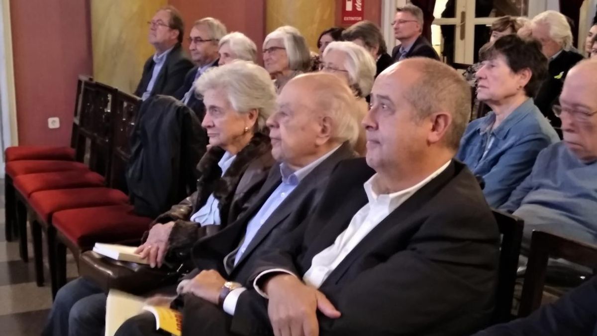 Jordi Pujol asegura que un país no puede ir adelante "a base de que un partido con mayoría haga lo que le dé la gana"