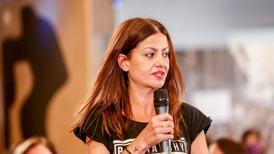 La portavoz de IU, Sira Rego, participa en el encuentro 'El feminismo de la cuarta ola: una nueva generación de derechos feministas', en el Espacio Bertelsmann, a 1 de octubre de 2021, en Madrid (España). Este evento se enmarca en los actos celebrados con