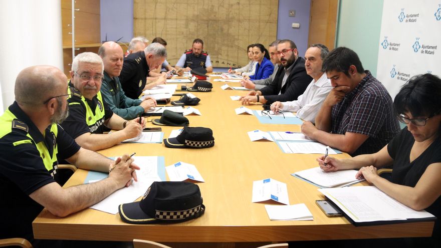 Los alcaldes del PSC exhiben mano dura en seguridad de cara a las municipales