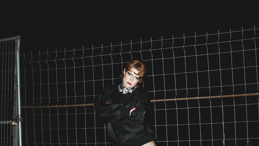 El 'techno mamarracho' de Las Bistecs se reencarna en SVSTO: "Mi música no está hecha para evadirse sino para bailar enfadada"