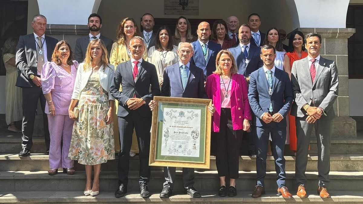 Los Llanos de Aridane entrega el título de hijo predilecto al doctor Ricardo Jesús González Cámpora