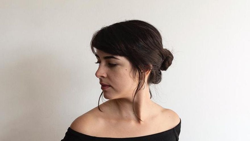 Aura García-Junco: "No se te caen los ojos por leer en lenguaje inclusivo"