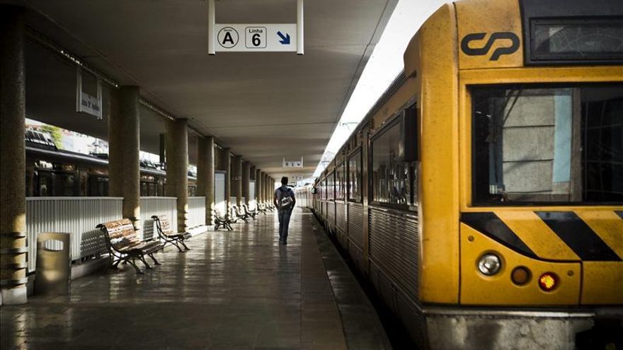 Cancelados más del 50 % de los trenes en Portugal por una huelga en el sector