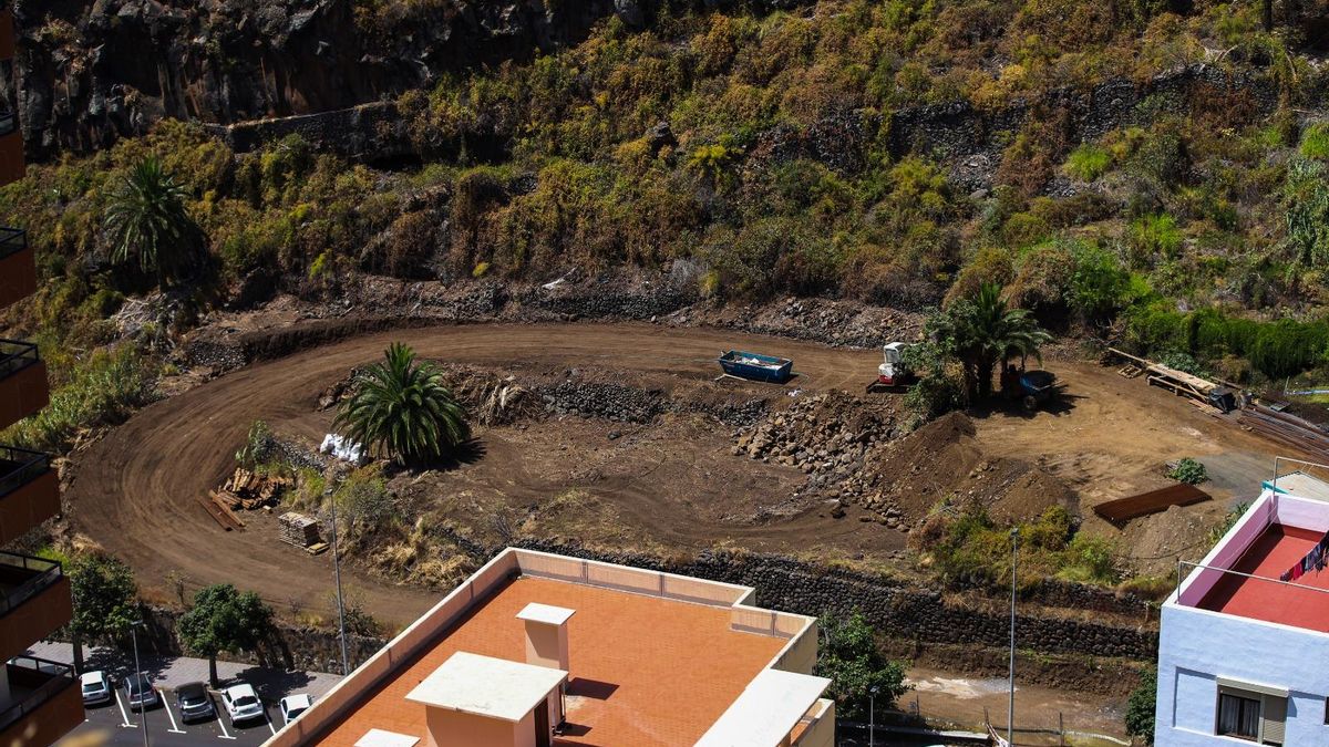 El PSOE denuncia “daños irreparables” por la creación de una pista de tierra en el entorno de la Quinta Verde