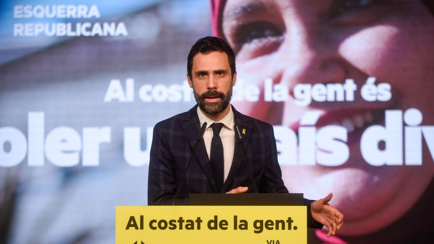 Archivo - El presidente del Parlament y número tres de ERC a las elecciones catalanas, Roger Torrent, en un acto de campaña telemático.