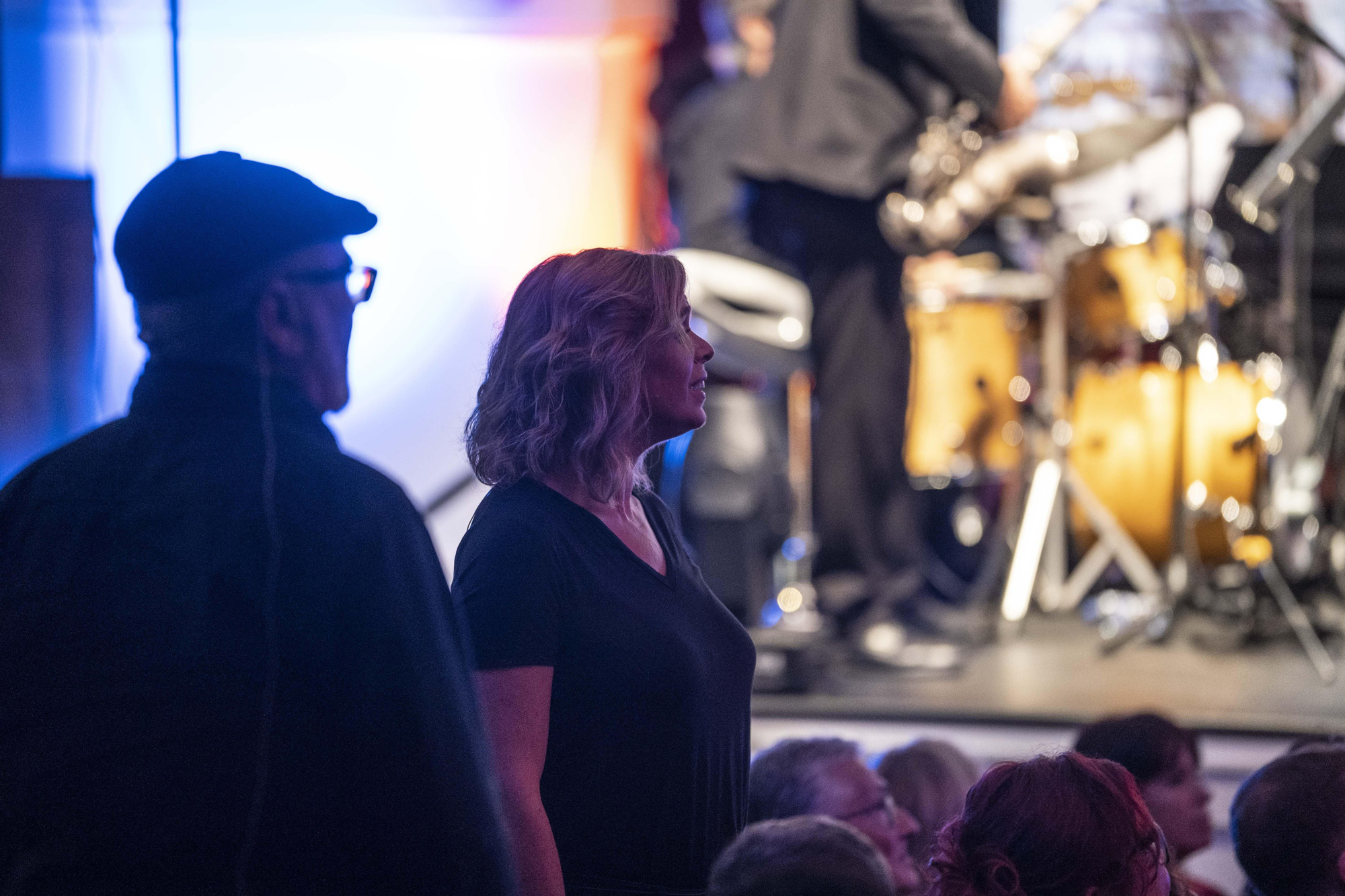 Una de las voces del coro Asejazz que amenizó musicalmente la gala.