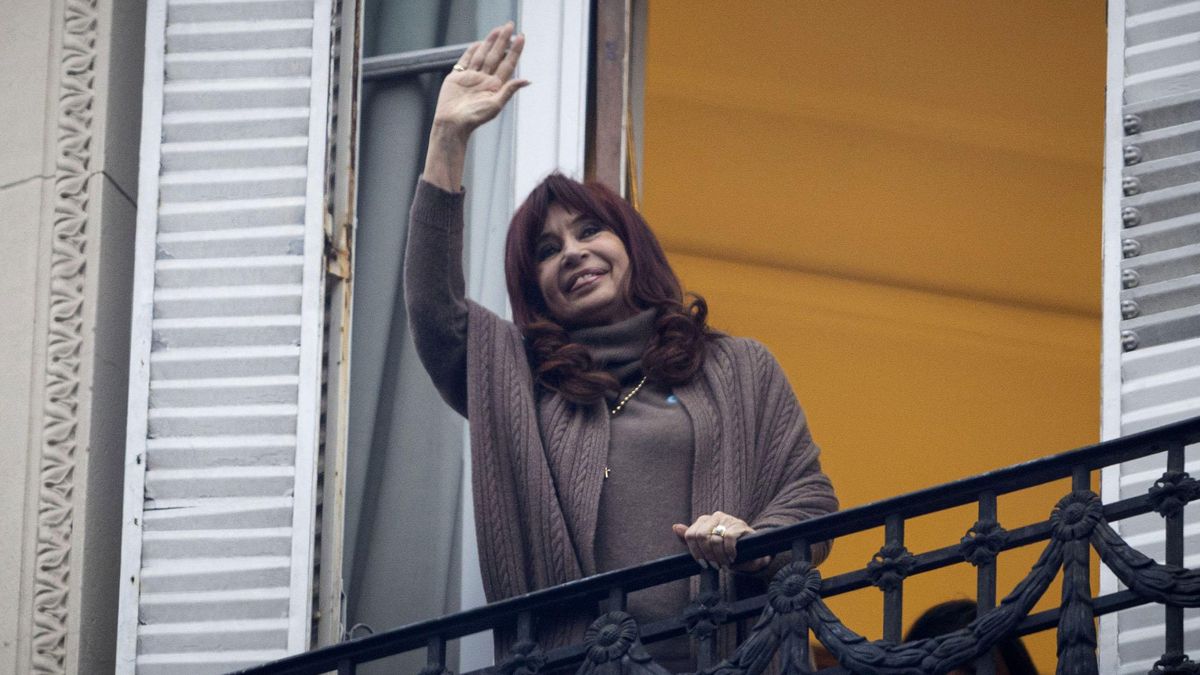 Cristina Kirchner criticó el uso de Milei de la Cadena nacional y lo tildó de "mentiroso"