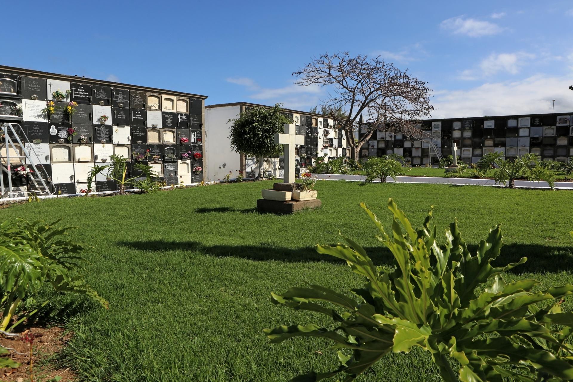 Fosa común en el cementerio de Las Palmas, Vegueta (ALEJANDRO RAMOS)