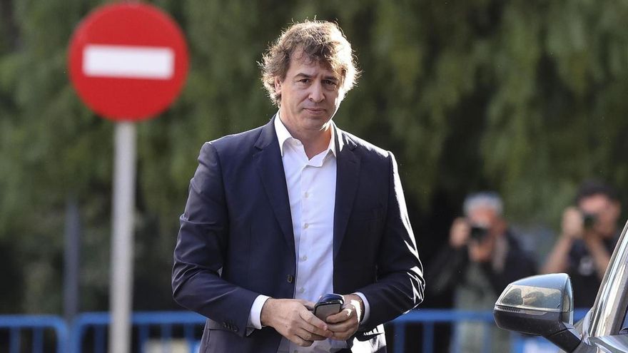 El hermano de Sánchez se adhiere a una petición de Manos Limpias y acusa al resto de acusaciones de "abuso"