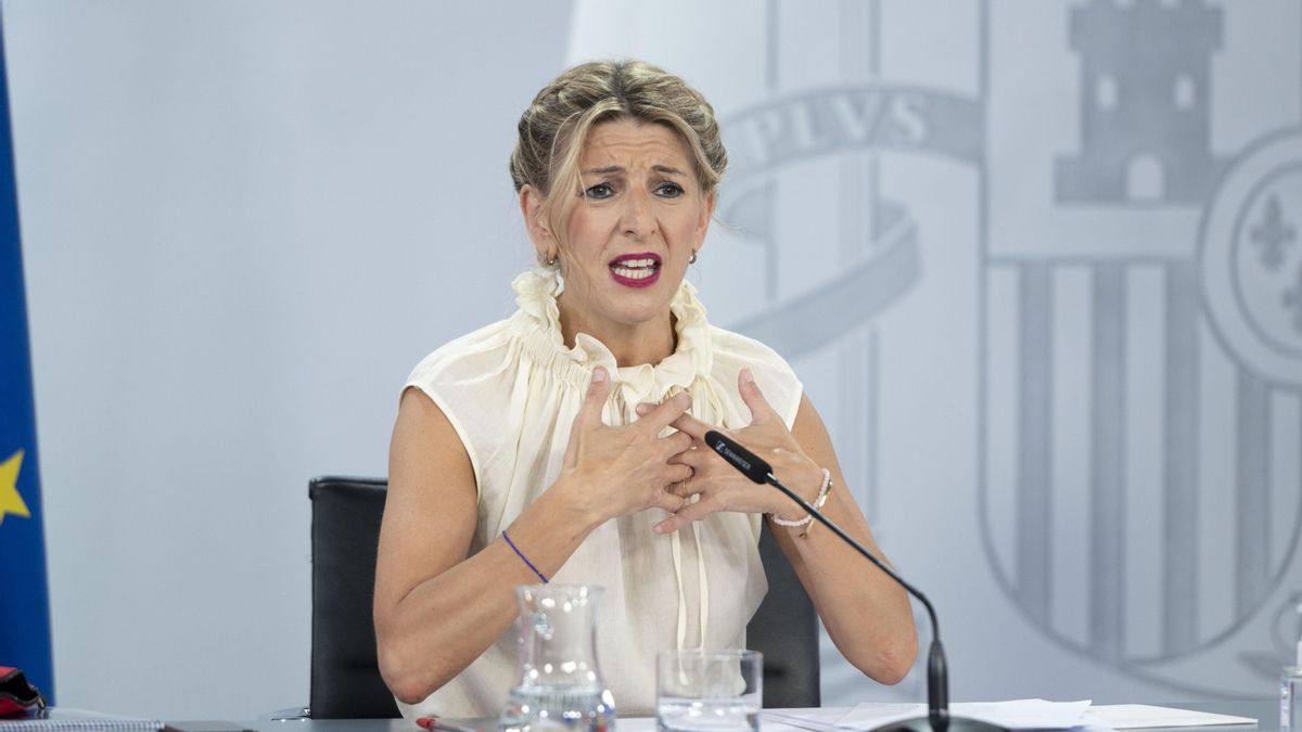 La vicepresidenta segunda y ministra de Trabajo y Economía Social, Yolanda Díaz, comparece tras la reunión del Consejo de Ministros en Moncloa, a 21 de junio de 2022, en Madrid (España).