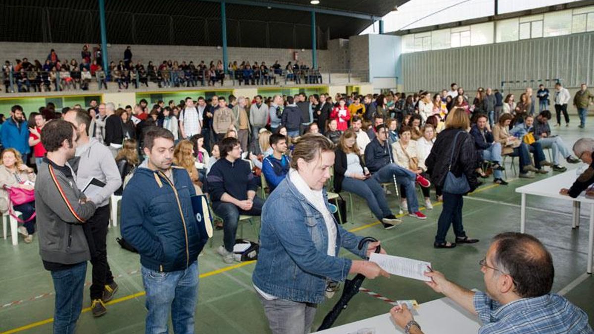 Alumnado durante un examen de oposiciones.