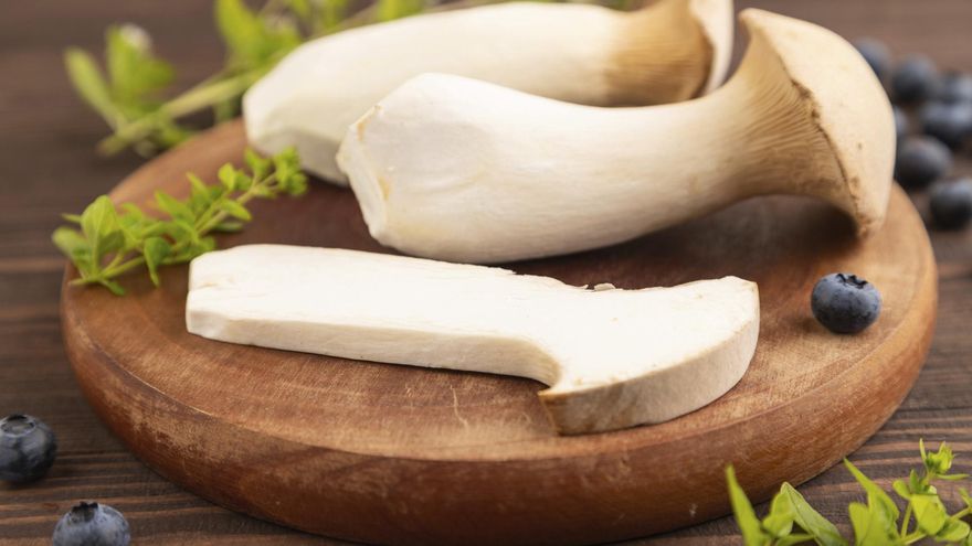 Setas de cardo: qué son y cómo incluir en tus platos esta peculiar variedad 'con sombrero'