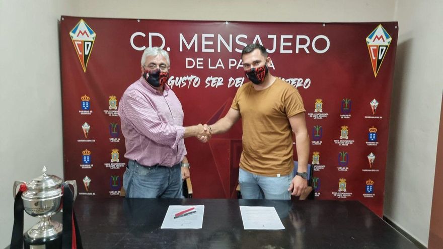 El Mensajero renueva a su entrenador Yurguen Hernández