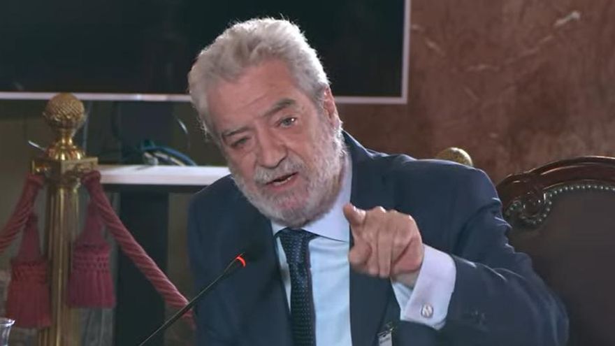 Miguel Ángel Rodríguez in the trial against the attorney general