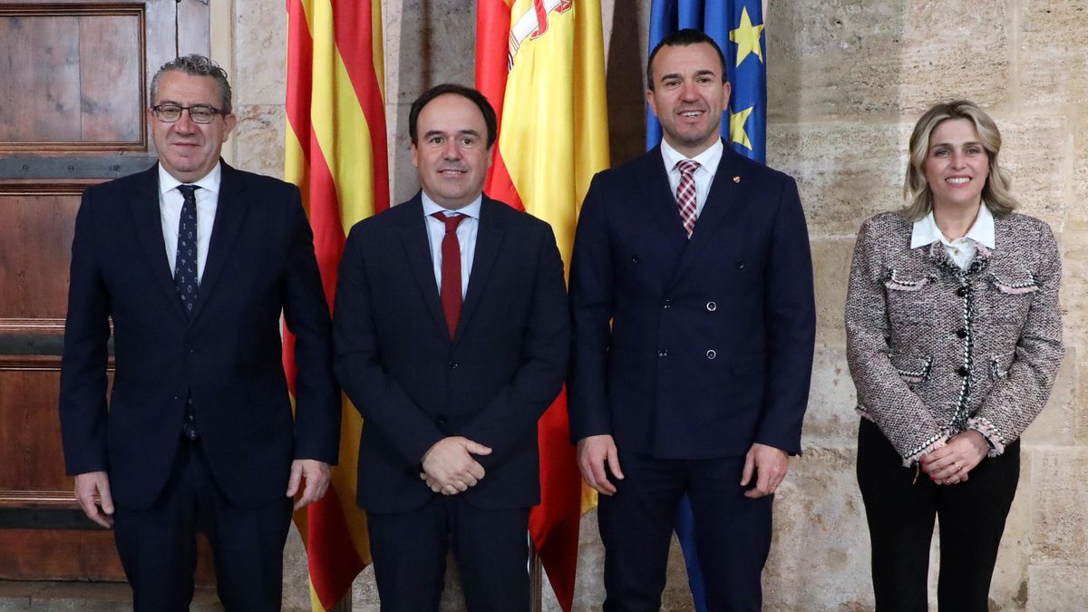 La Generalitat y las diputaciones acuerdan una hoja de ruta para el traspaso de competencias impropias