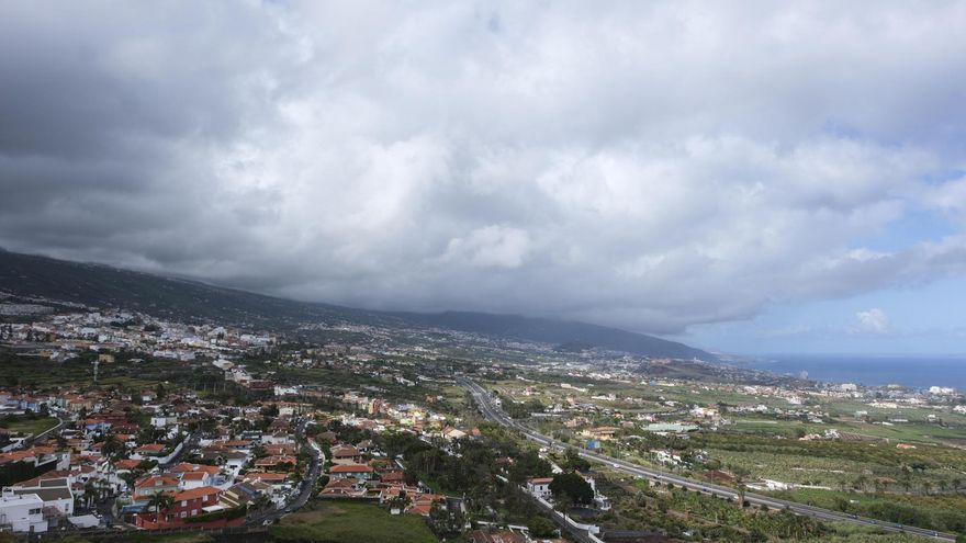 La Aemet prevé precipitaciones moderadas a fuertes y tormentosas este jueves en Canarias