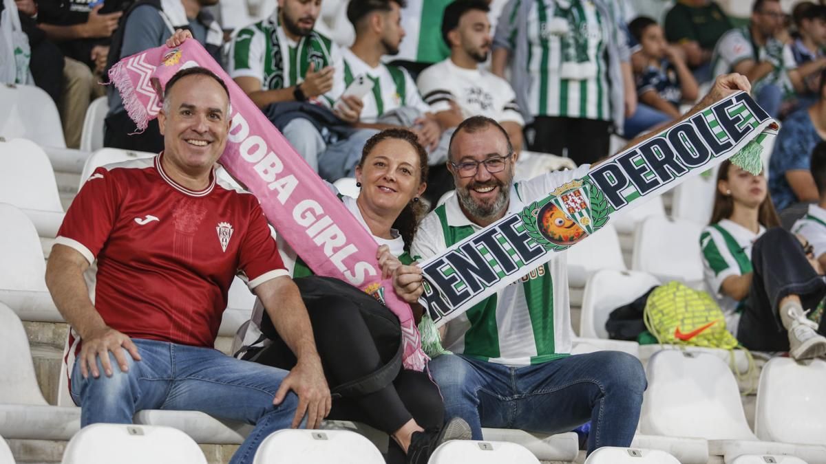 Grada Blanquiverde del Córdoba CF - CD Tenerife