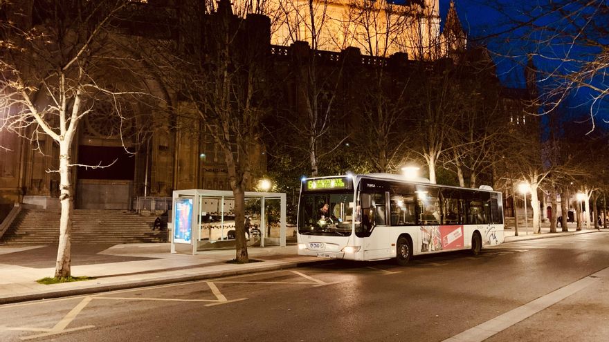 Vitoria recuerda que en fiestas de Santiago y La Blanca los autobuses nocturnos ofrecen parada a demanda