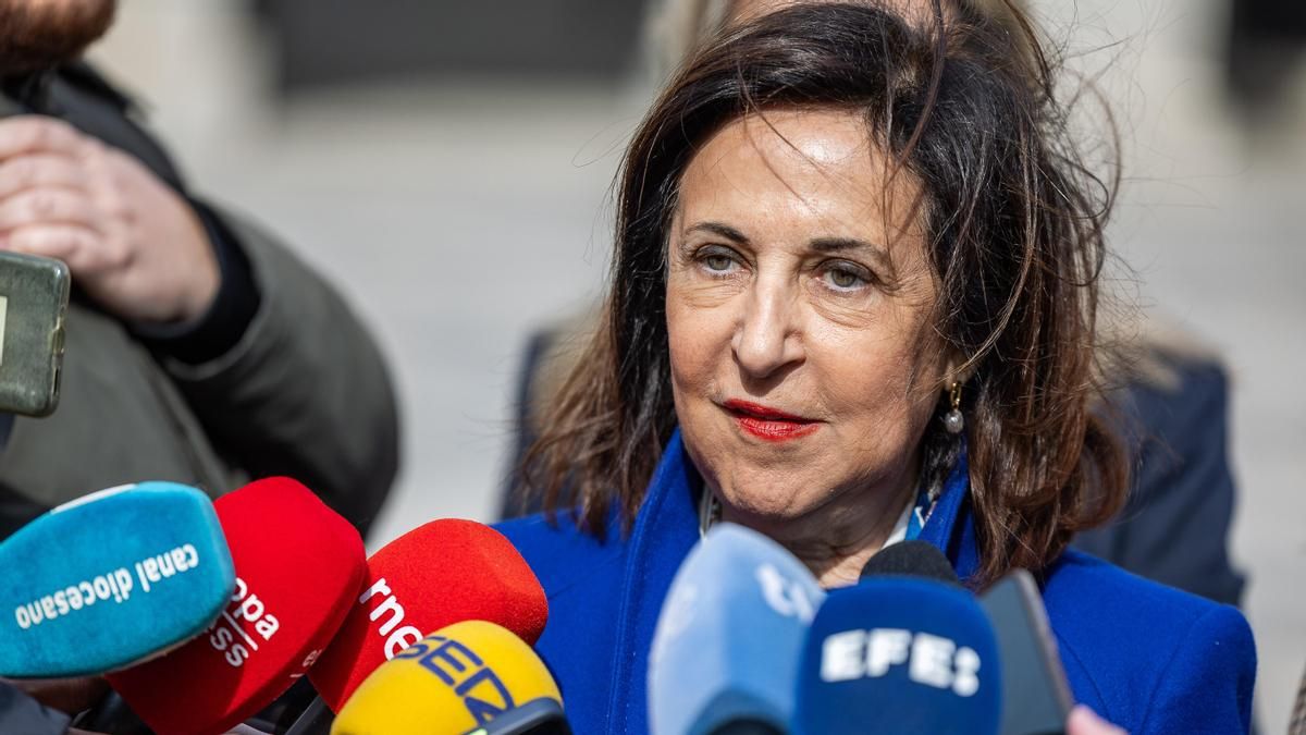 El Gobierno se revuelve contra el plan de la OTAN de fijar el gasto militar en el 5%: “No procede hablar de nuevos porcentajes”