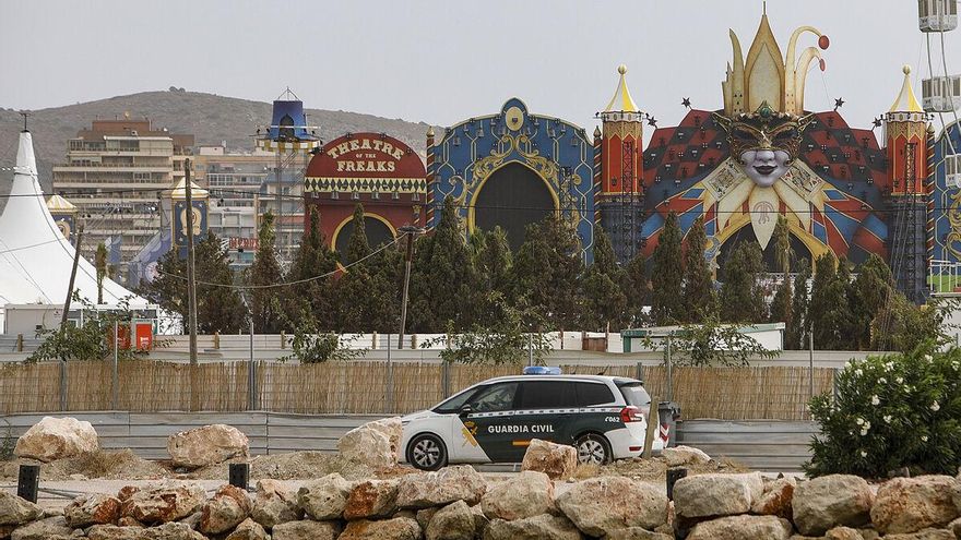 El viento y los incendios obligan a más evacuaciones por toda España en el fin de semana de fiestas