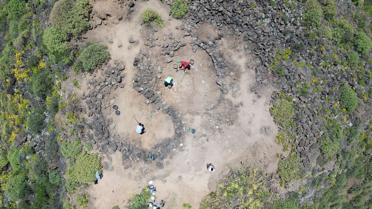 Un arqueólogo descubre una atalaya aborigen fortificada en el norte de Gran Canaria