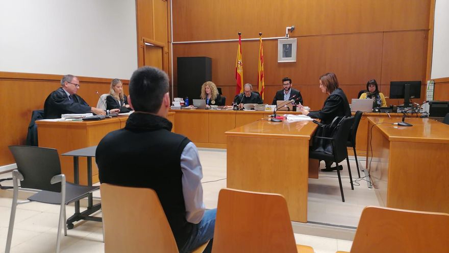 El acusado de lanzar un cohete al helicóptero de los Mossos: "No quería hacer daño a ningún policía"