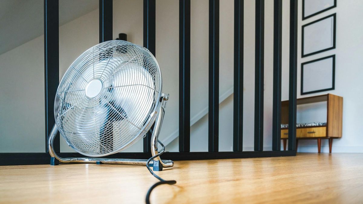 Un ventilador puede ser el mejor aliado para hacer ejercicio en casa en verano