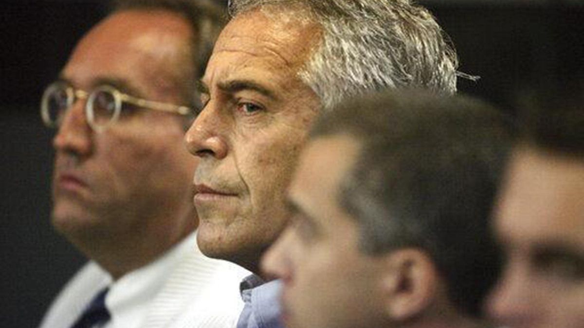 Jeffrey Epstein en una comparecencia ante el tribunal de West Palm Beach en julio de 2008