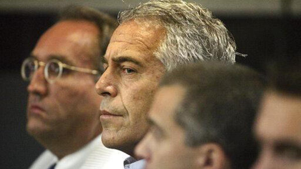 La banalidad del mal: cómo los círculos de poder normalizaron a Jeffrey Epstein