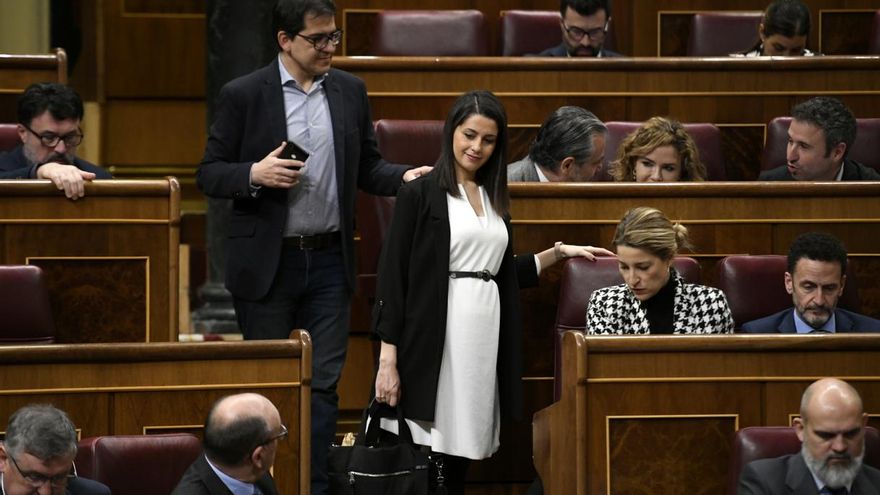 Ciudadanos propone que sus diputados y senadores decidan individualmente si donan parte de su sueldo