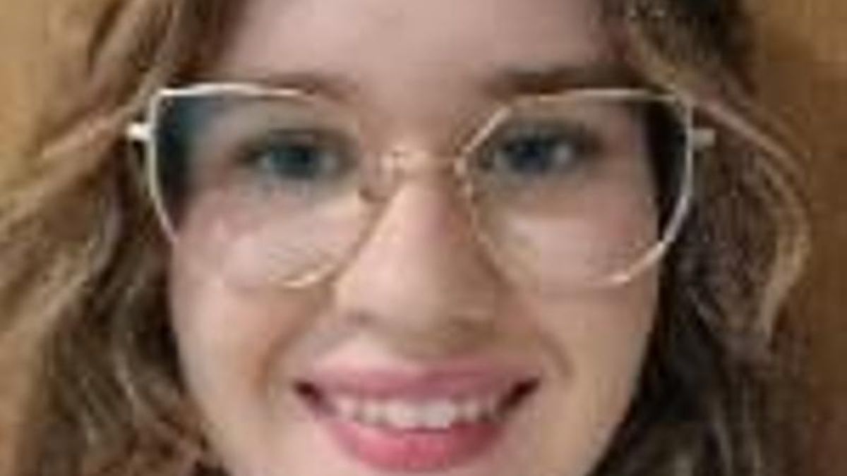 PATRICIA VILLOSLADA PASCUAL 19 AÑ