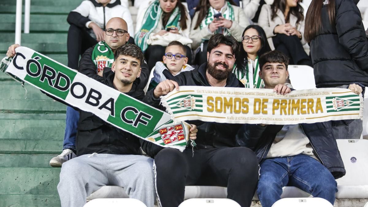 Grada Blanquiverde del Córdoba CF - Cádiz CF