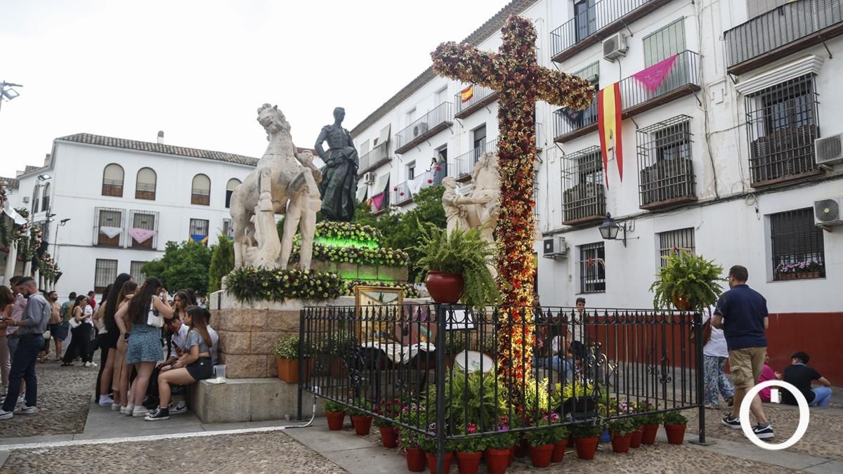 Segundo premio en Casco Histórico Cruz de la Hermandad del Resucitado