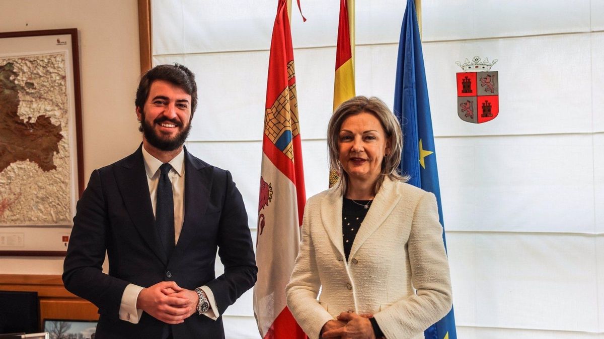 García-Gallardo junto a Katalin Toth