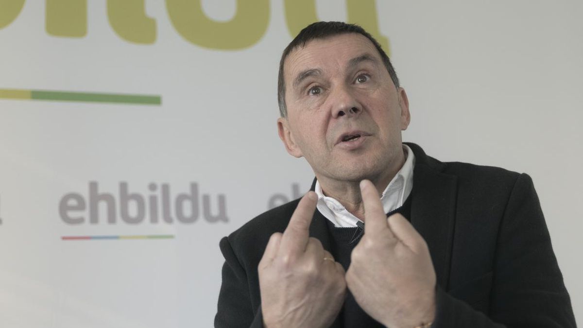 Rivera y Zoido recriminan a Otegi que ahora recuerde a Ernest Lluch, asesinado por ETA, como un defensor del diálogo