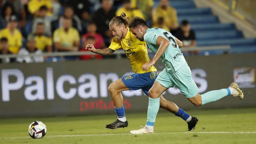 Álvaro Jiménez, baja por lesión en la UD Las Palmas