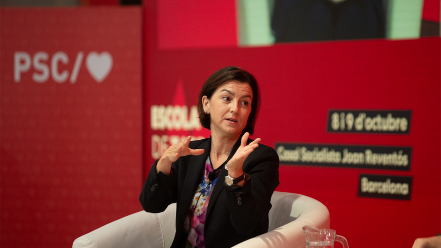 Archivo - La portavoz del PSOE en el Senado y exportavoz del PSC en el Parlament, Eva Granados, interviene en la inauguración de la Escuela de Otoño del PSC, a 8 de octubre de 2021, en Barcelona, Cataluña, (España).